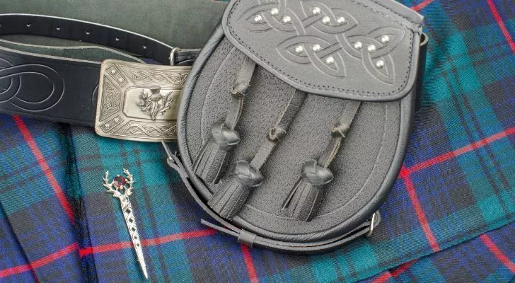 Kilt accessories.